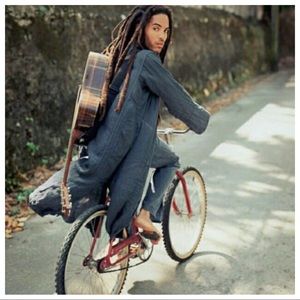 I wish that I could fly
Into the sky
So very high